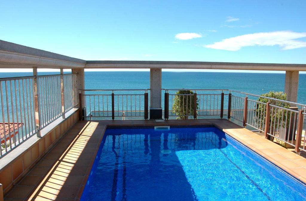 Apartamentos Las Palmas VII Family Only Salou Exteriör bild