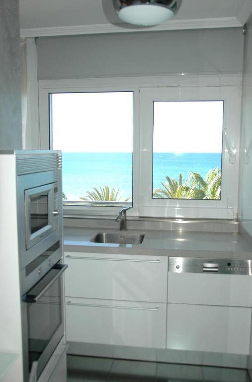 Apartamentos Las Palmas VII Family Only Salou Rum bild