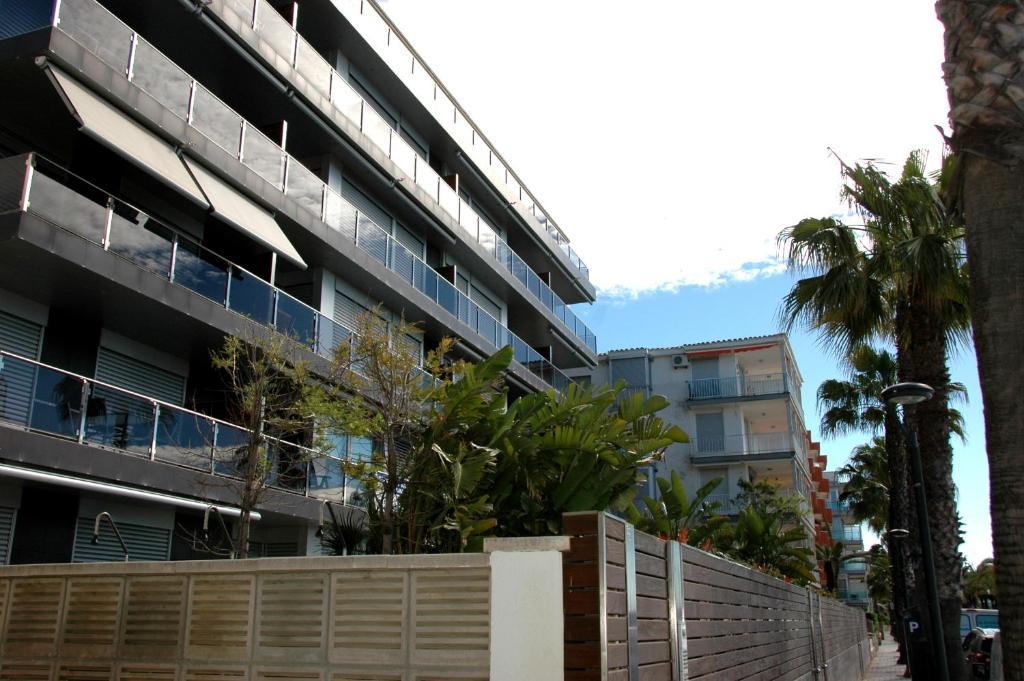 Apartamentos Las Palmas VII Family Only Salou Exteriör bild