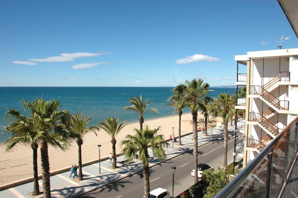 Apartamentos Las Palmas VII Family Only Salou Exteriör bild